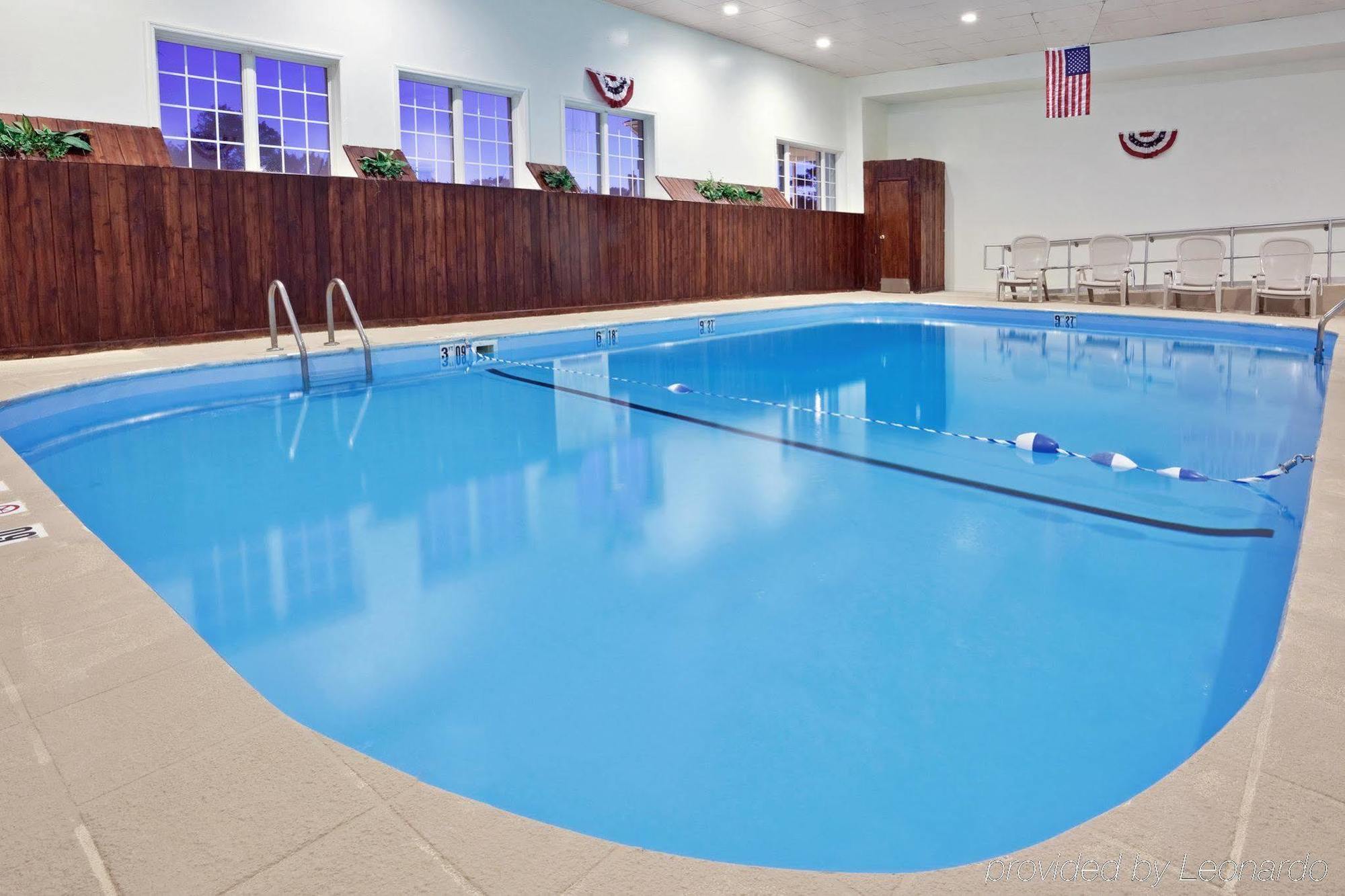 Holiday Inn Columbus North I-270 Worthington Eksteriør billede